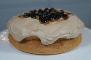 Fluffy cake with lava cream and tapioca pearls cascading down the sides.
